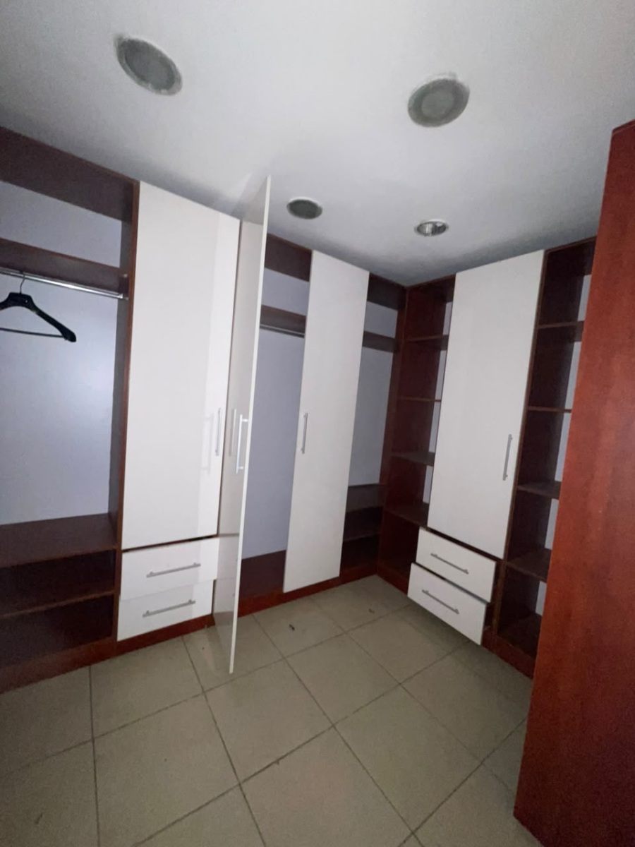 4 Bedroom Terrace Houses on 2 floors with BQ