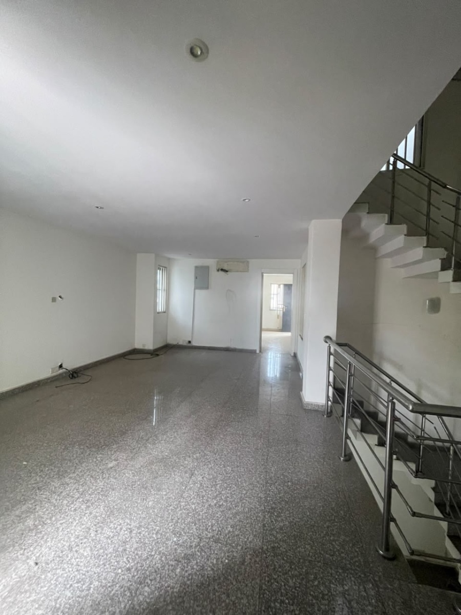4 Bedroom Terrace Houses on 2 floors with BQ