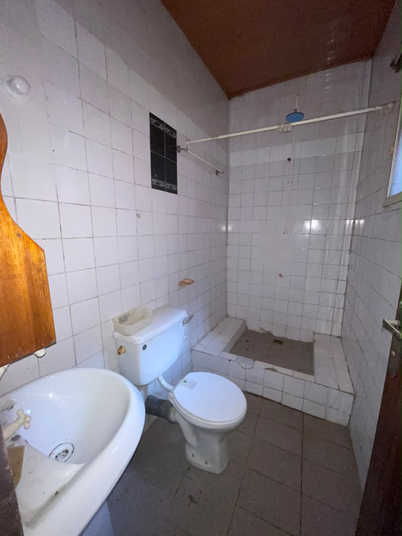 SPACIOUS 5 BEDROOM DUPLEX