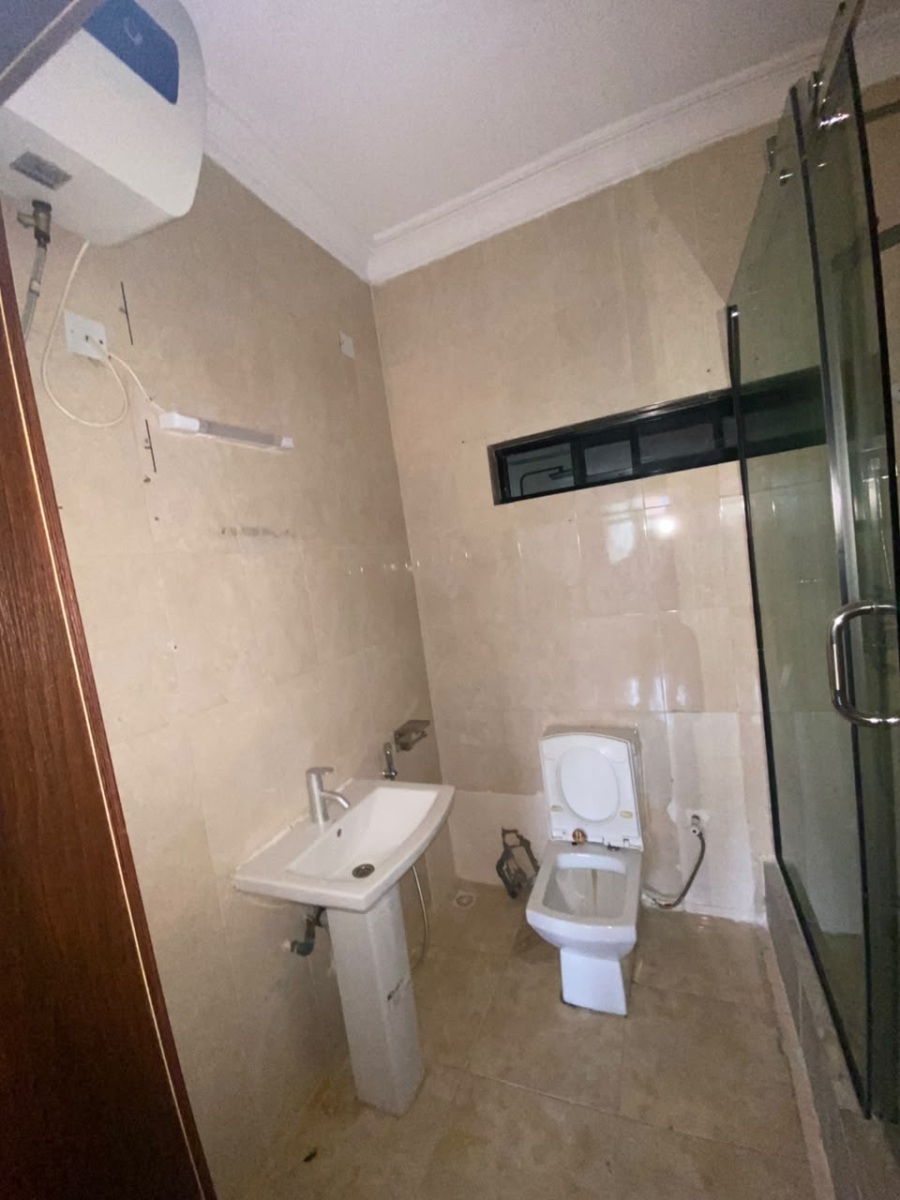 4 BEDROOM TERRACE DUPLEX WITH BQ