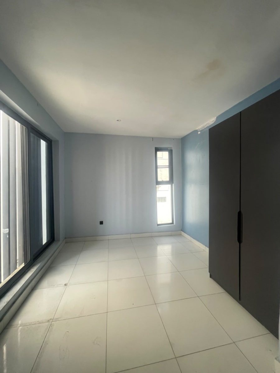 4 BEDROOM TERRACE HOUSES WITH BQ
