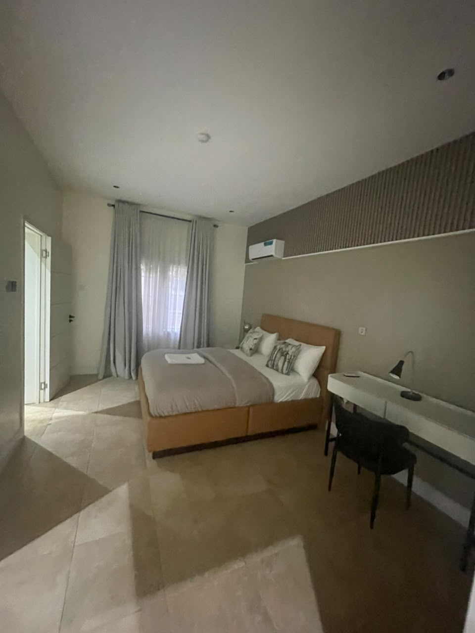 2 And 3 BEDROOM APARTMENTS