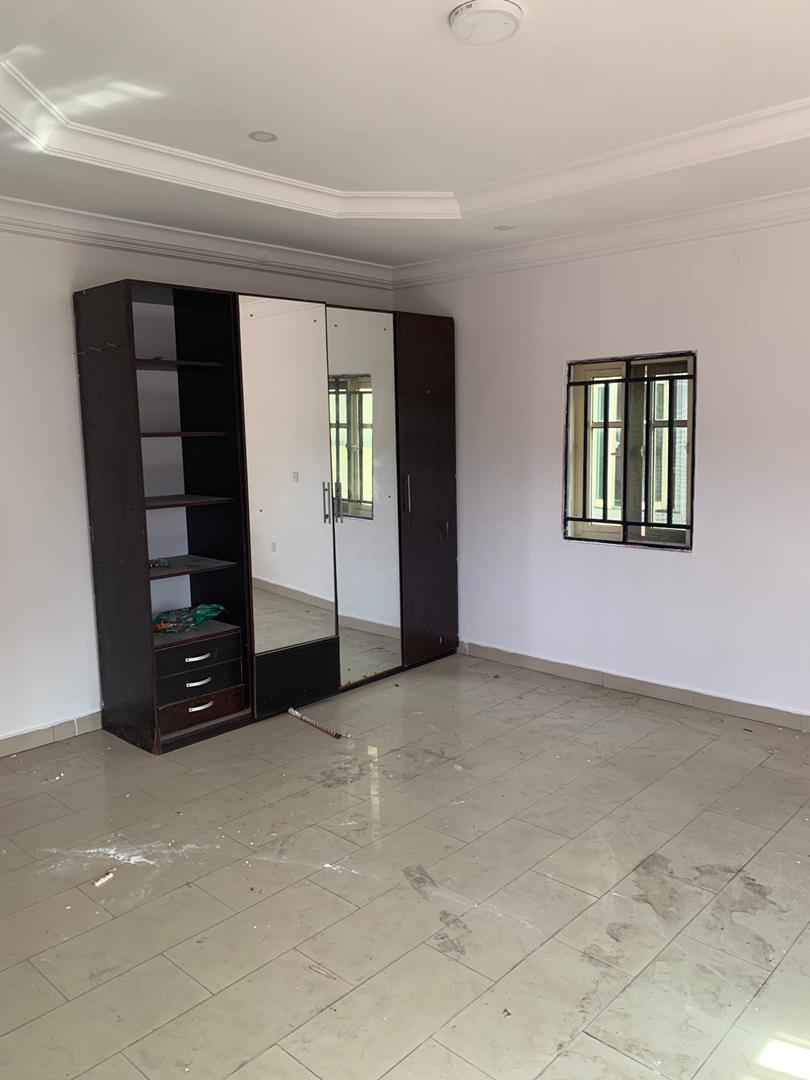 4 BEDROOM SEMI-DETACHED DUPLEX
