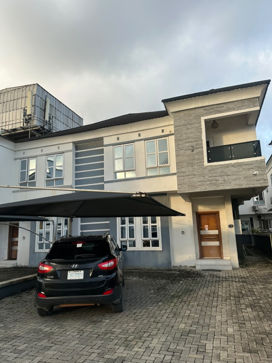 1 BEDROOM LUXURY MINI FLAT