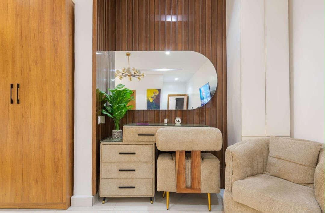 2 Bedroom Apartment in Lekki phase1, Admiralty way.
