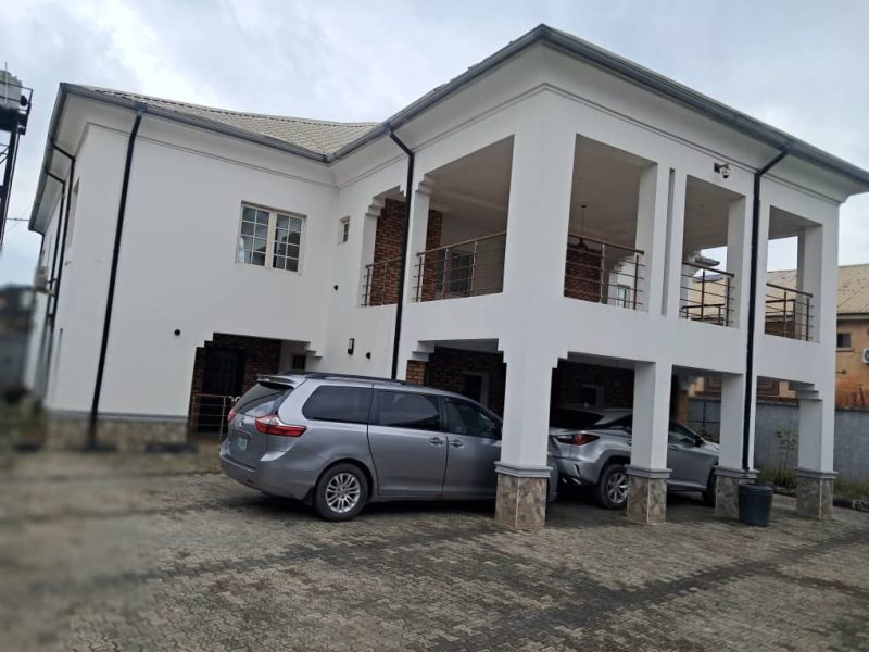 5-Bedroom fully detached house with 2 BQs in Amuwo Odofin.