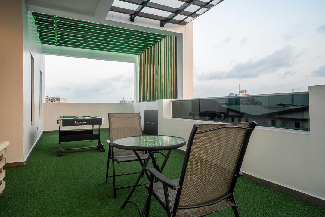 2 Bedroom Apartment in penthouse lekki phase1