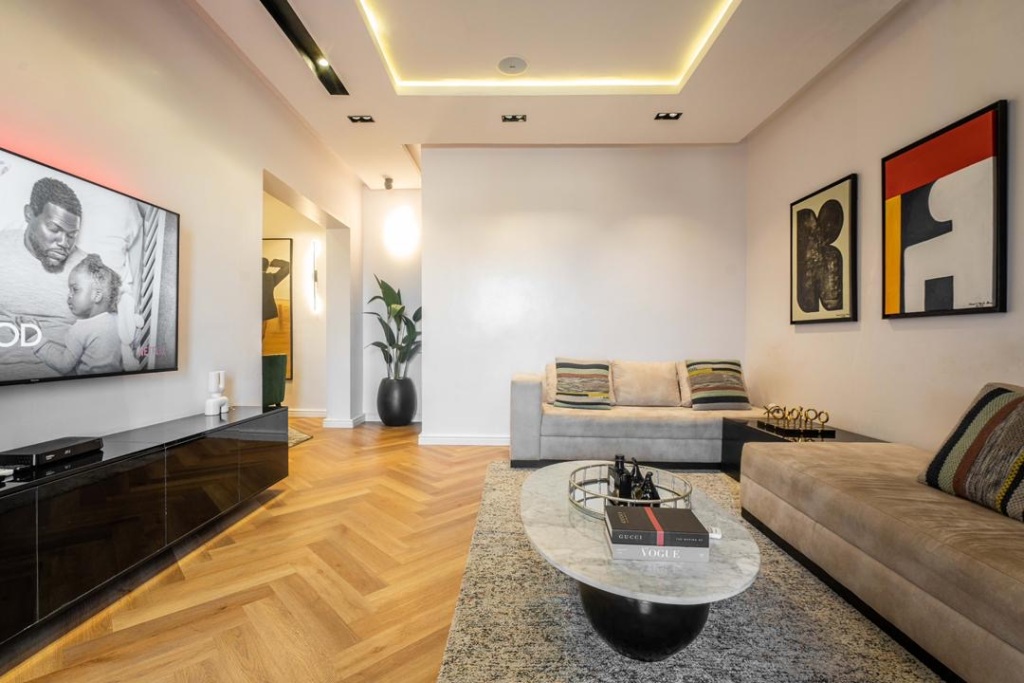 2 Bedroom Apartment in penthouse lekki phase1