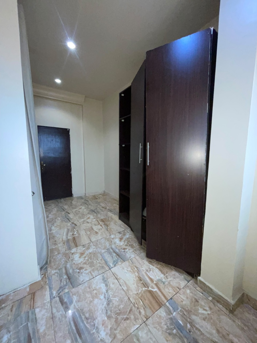 Serviced Mini Flat with Swimming Pool in Osapa London, Lekki