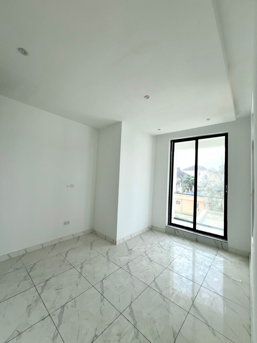 2 Bedroom Apartment in Lekki Phase1