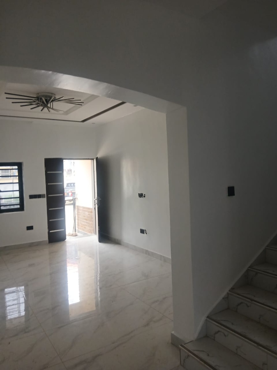 4 BEDROOM TERRACE TRIPLEX AND BQ