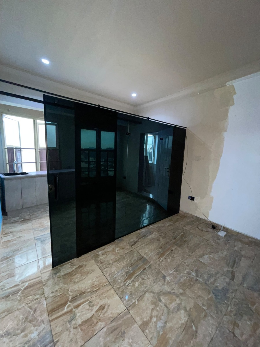 Serviced Mini Flat with Swimming Pool in Osapa London, Lekki