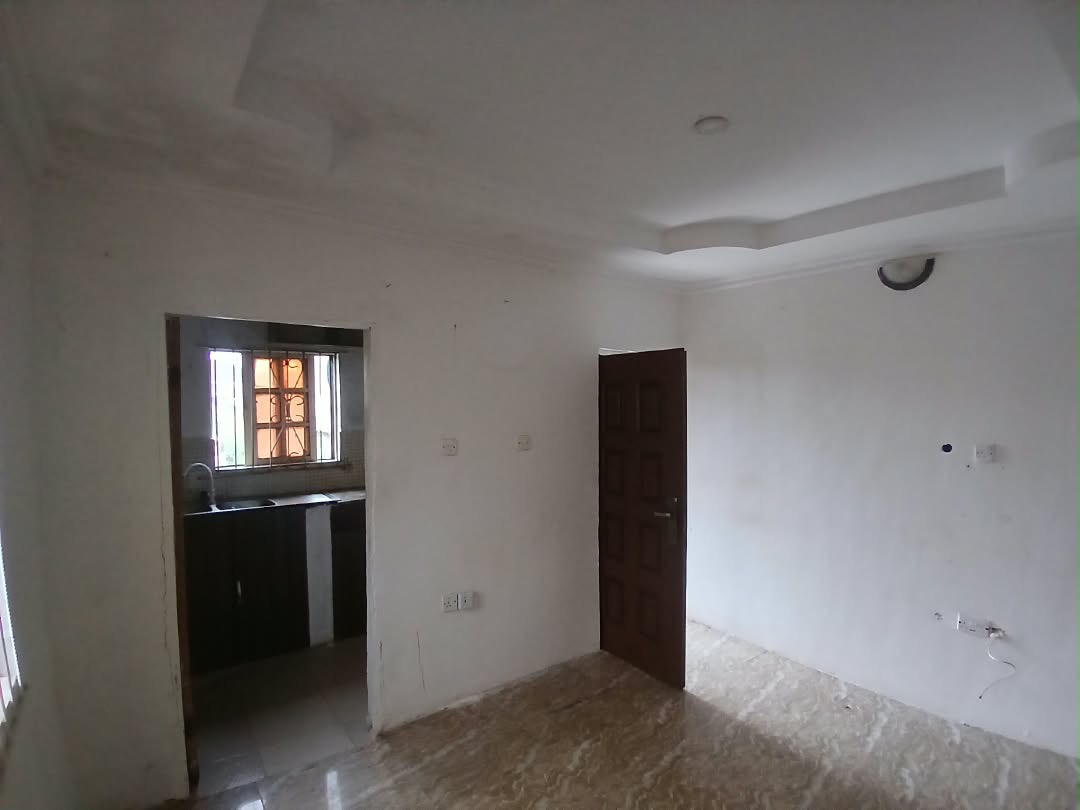 1 Bedroom Mini flat with inverter