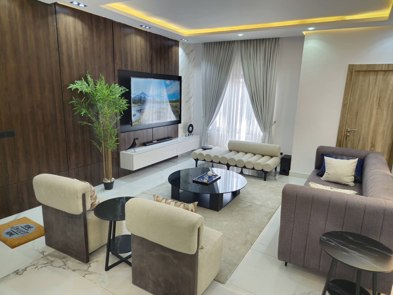2 Bedroom Apartment in Osapa London, Lekki