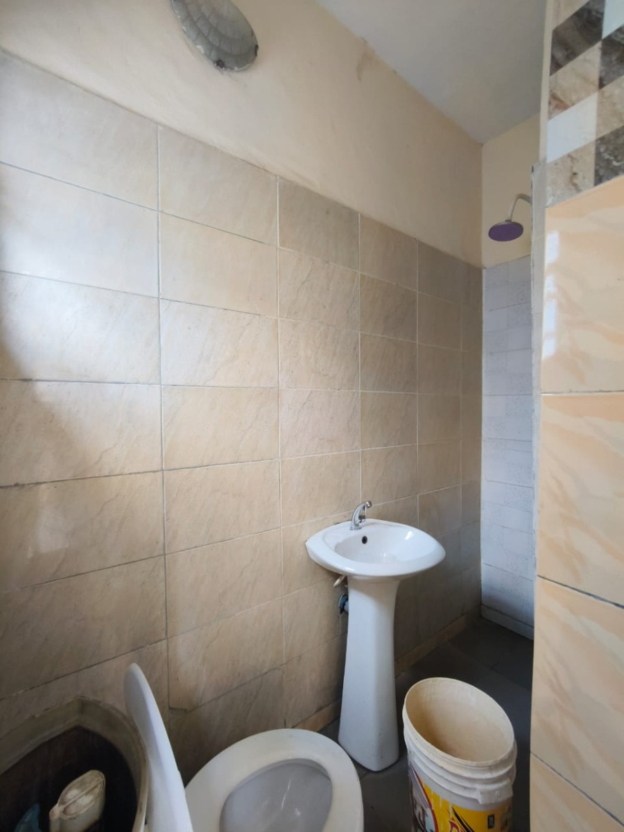 JUST IN: SPACIOUS 1-BEDROOM MINI FLAT WITH BQ For RENT