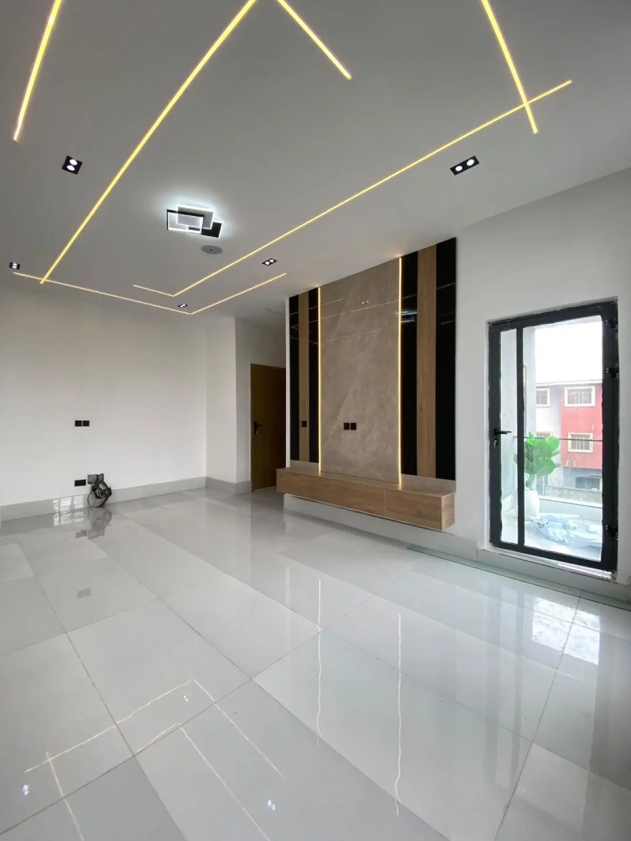 4 Bedroom Semi Detached Duplex with BQ