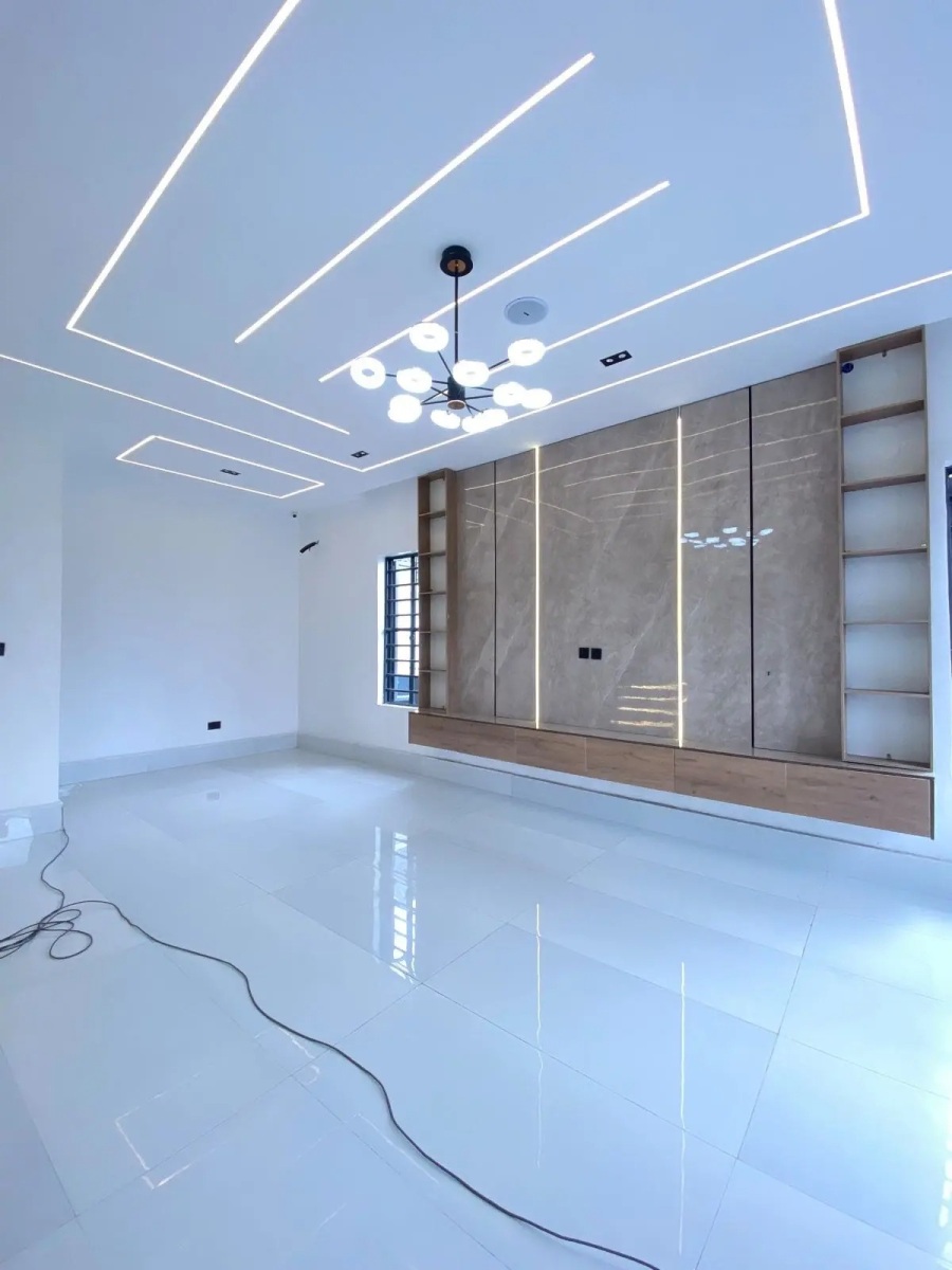 4 Bedroom Terrace Duplex with Swimming Pool And Fully Equipped Gym