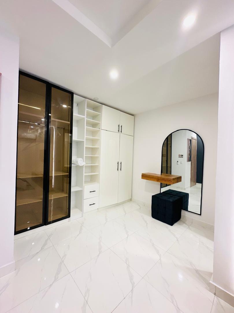 LUXURY 3 BEDROOM SERVICED APARTMENT IN IKATE