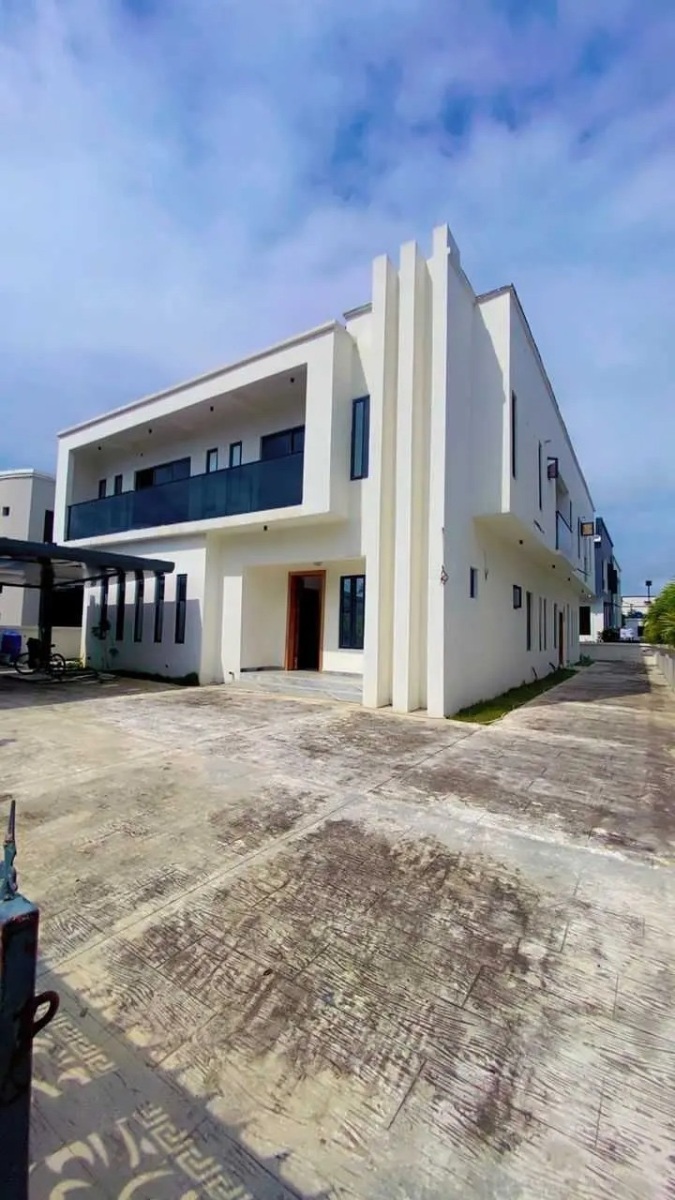 5 Bedroom Detached Home In Lekki