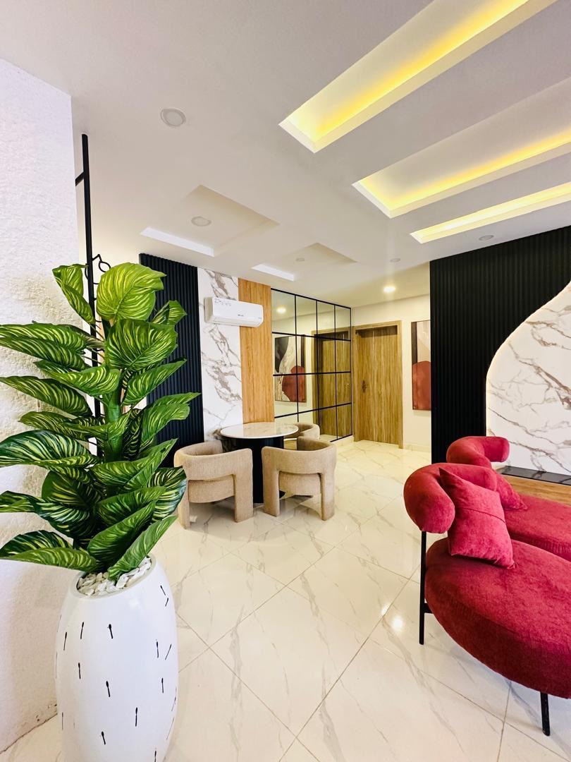 LUXURY 3 BEDROOM SERVICED APARTMENT IN IKATE