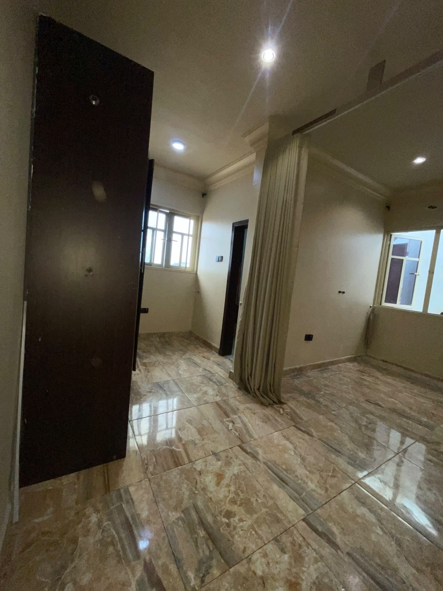 Serviced Mini Flat with Swimming Pool in Osapa London, Lekki