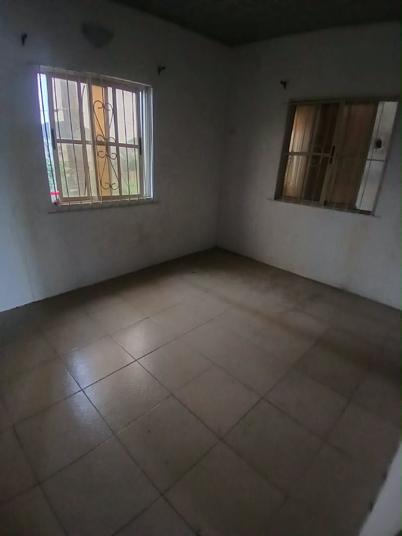 1 Bedroom Mini flat with inverter