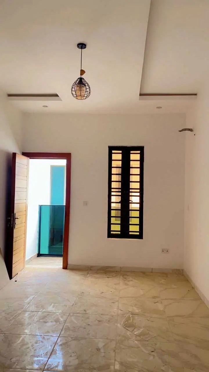 5 Bedroom Detached Home In Lekki