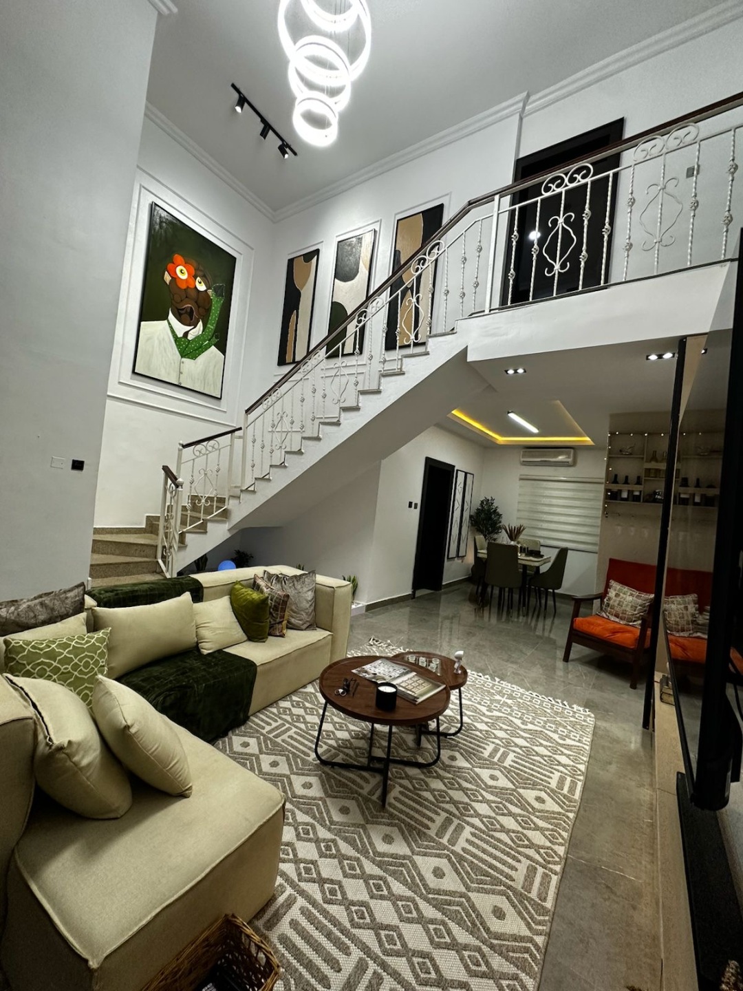Luxury 3 Bedroom Smart Apartment