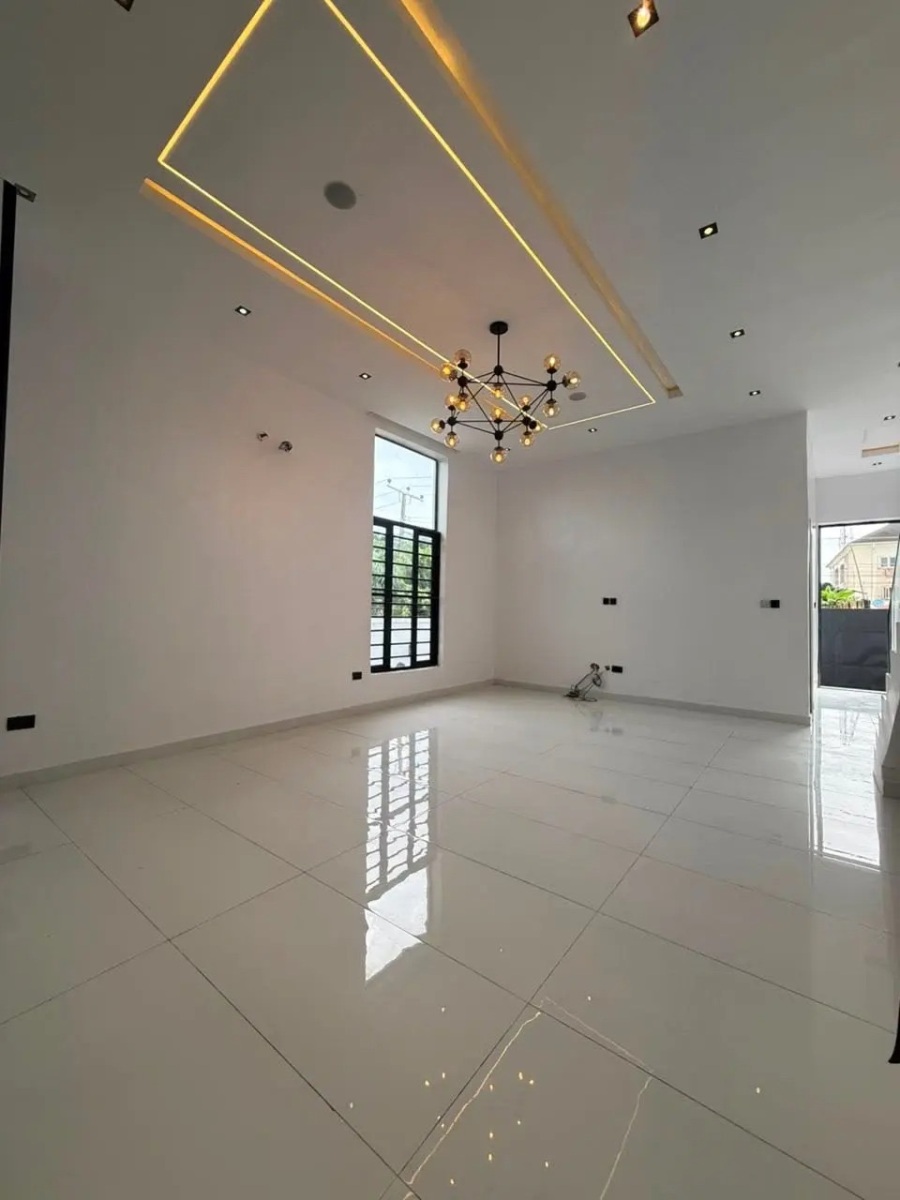 BRAND NEW LUXURY 4 BEDROOM FULLY DETACHED DUPLEX WITH BQ