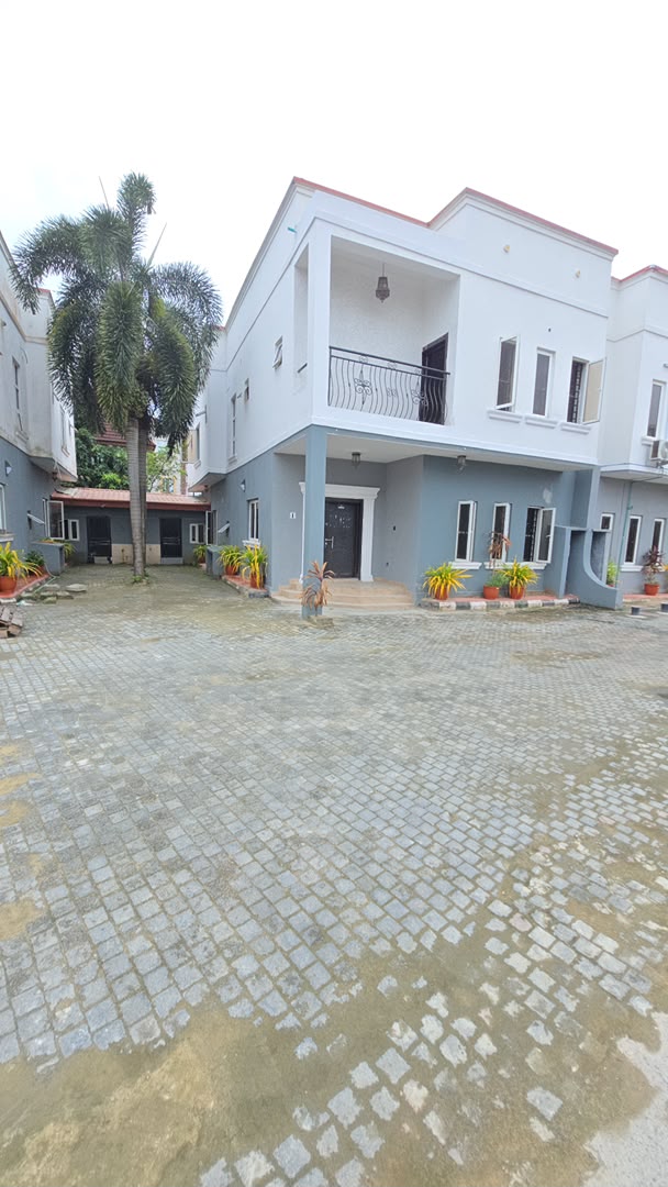 1 BEDROOM MINI FLAT APARTMENT