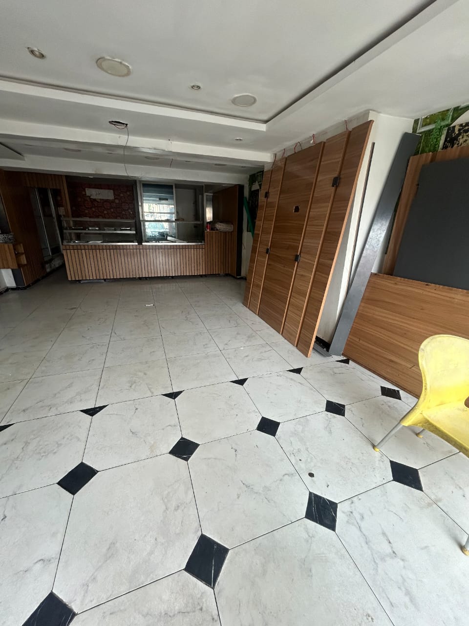Ground Floor 60sqm Shop/Office Space In Lekki Phase 1 Lagos