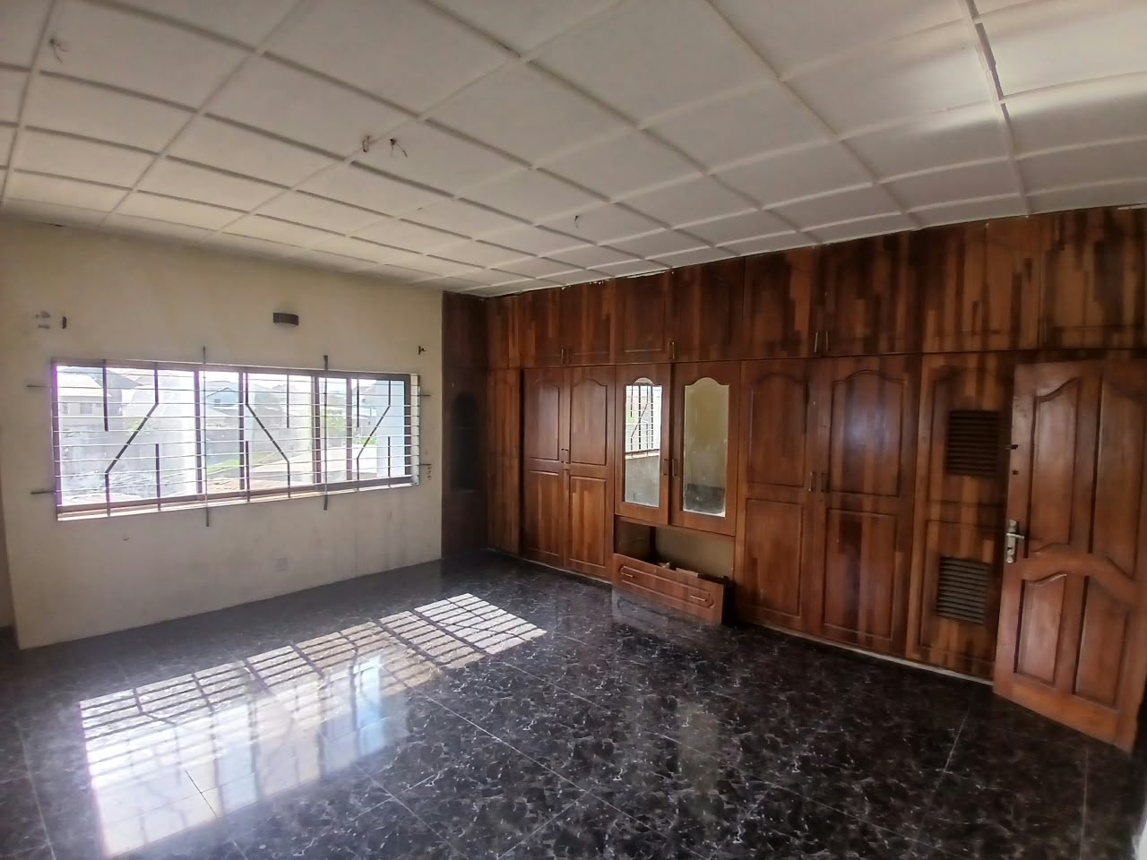 6 Bedroom Detached Duplex in Okera Nla, Off Ado Road, Ajah.