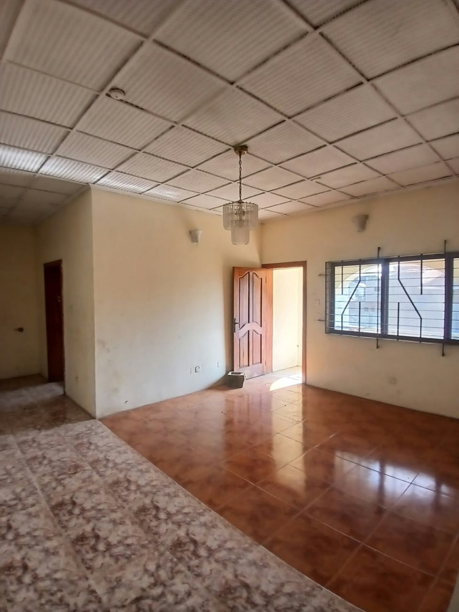 6 Bedroom Detached Duplex - Ajah