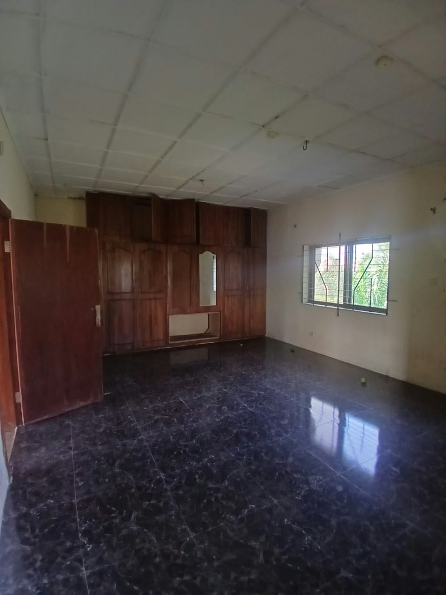 6 Bedroom Detached Duplex in Okera Nla, Off Ado Road, Ajah.