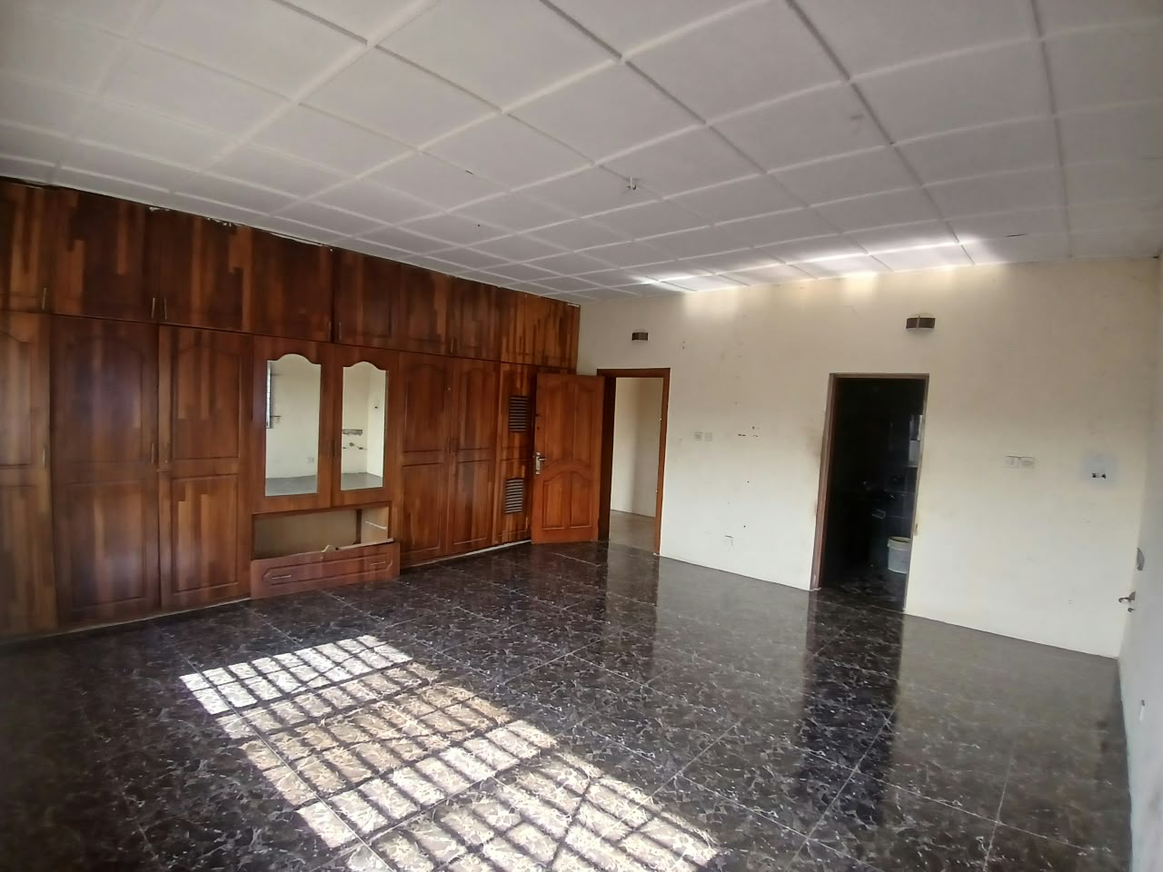 6 Bedroom Detached Duplex in Okera Nla, Off Ado Road, Ajah.