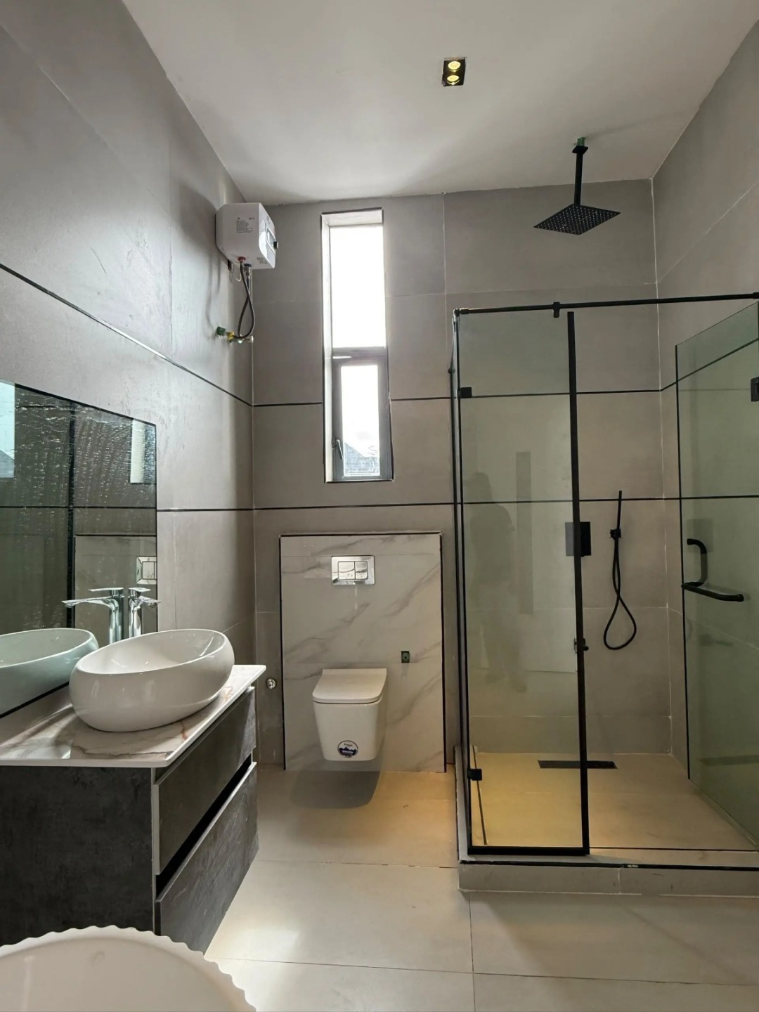 5 Bedroom Semi Detached Duplex