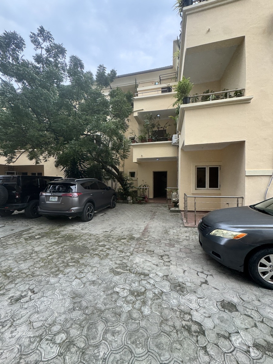 3 Bedroom Apartment lekki