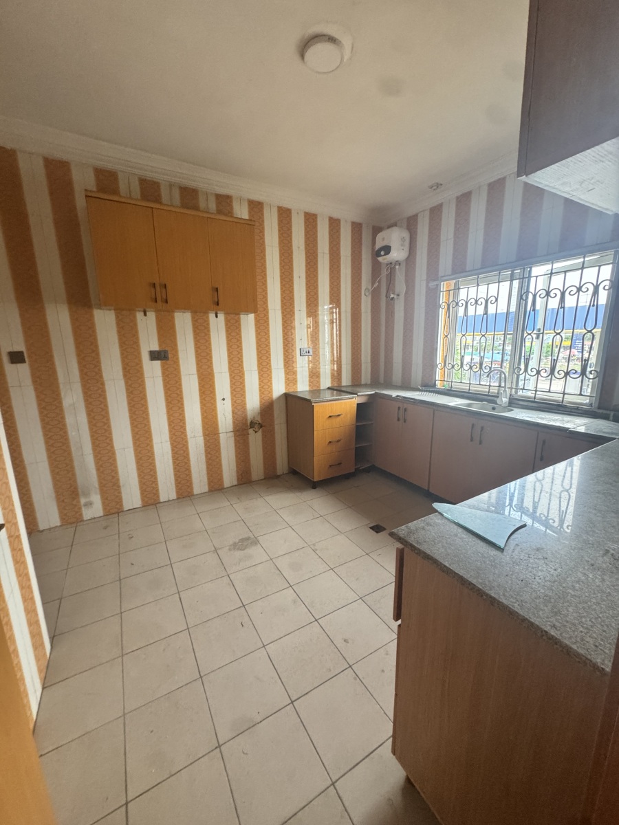 3 Bedroom Apartment lekki