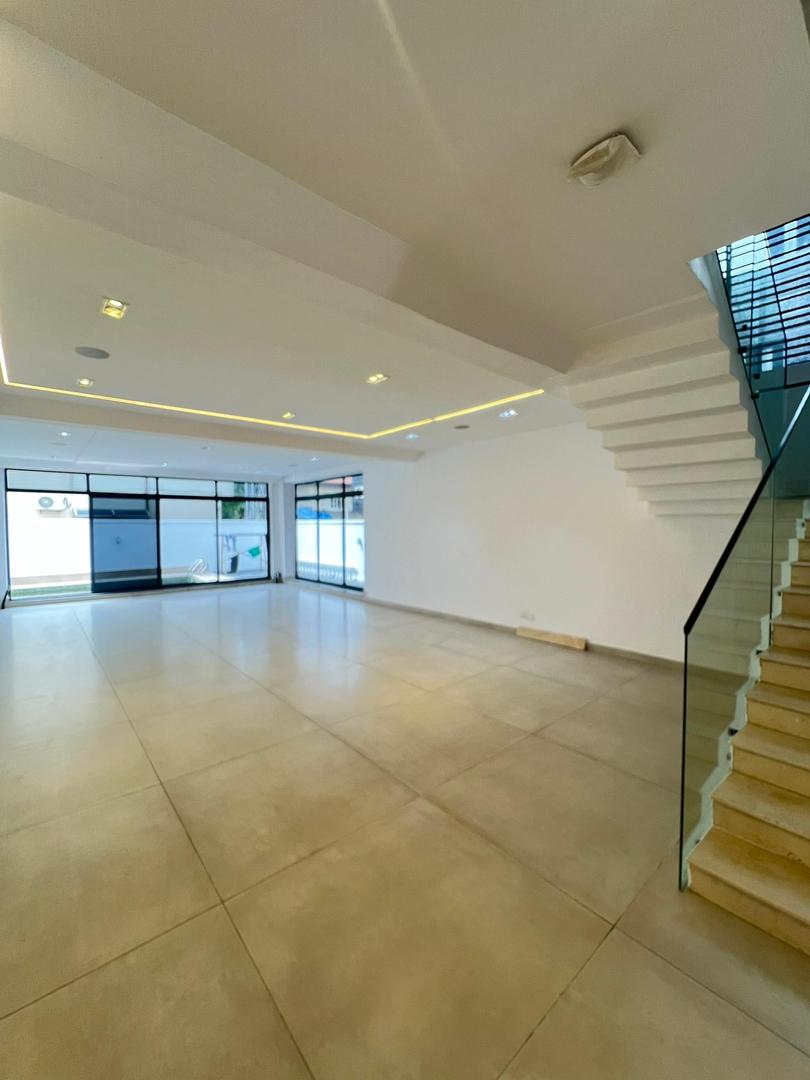 5 BEDROOM LUXURY HOME WITH CINEMA, ELEVATOR, SWIMMING POOL AND ROOFTOP TERRACE