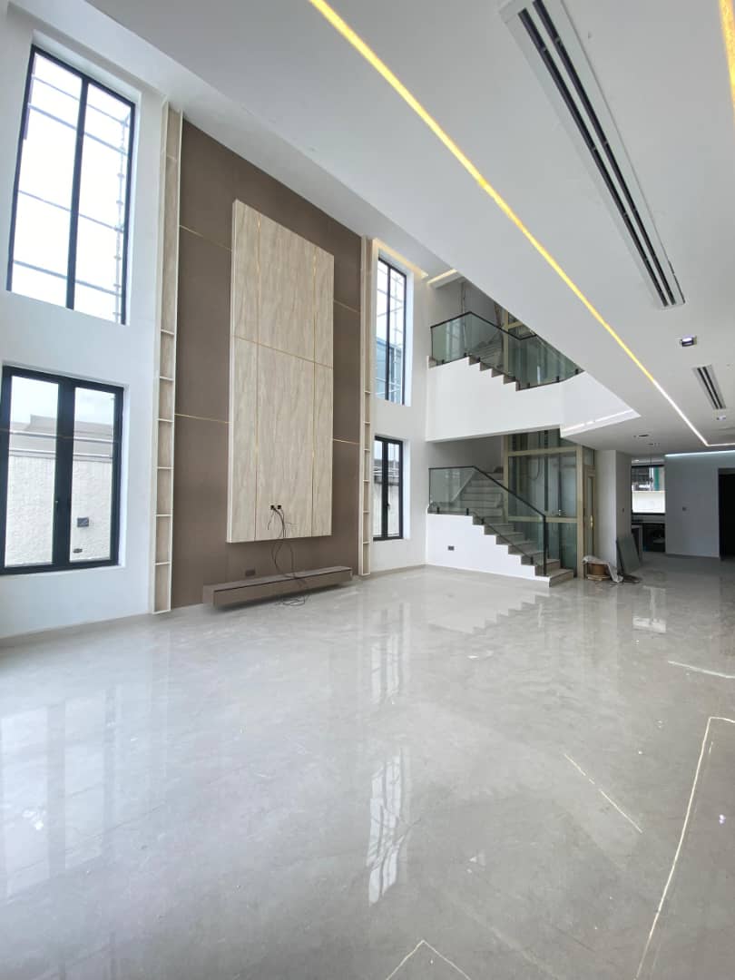 6 BEDROOM FULLY DETACHED DUPLEX WITH ELEVATOR• BQ• POOL