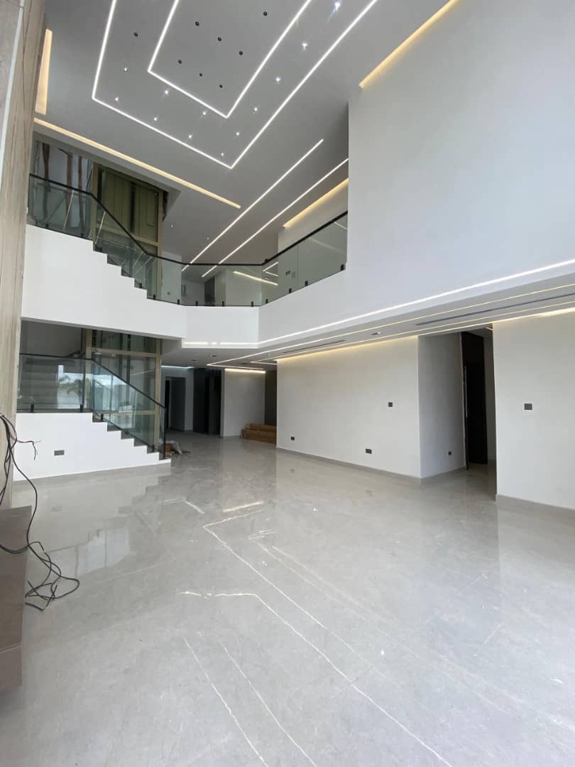 6 BEDROOM FULLY DETACHED DUPLEX WITH ELEVATOR• BQ• POOL