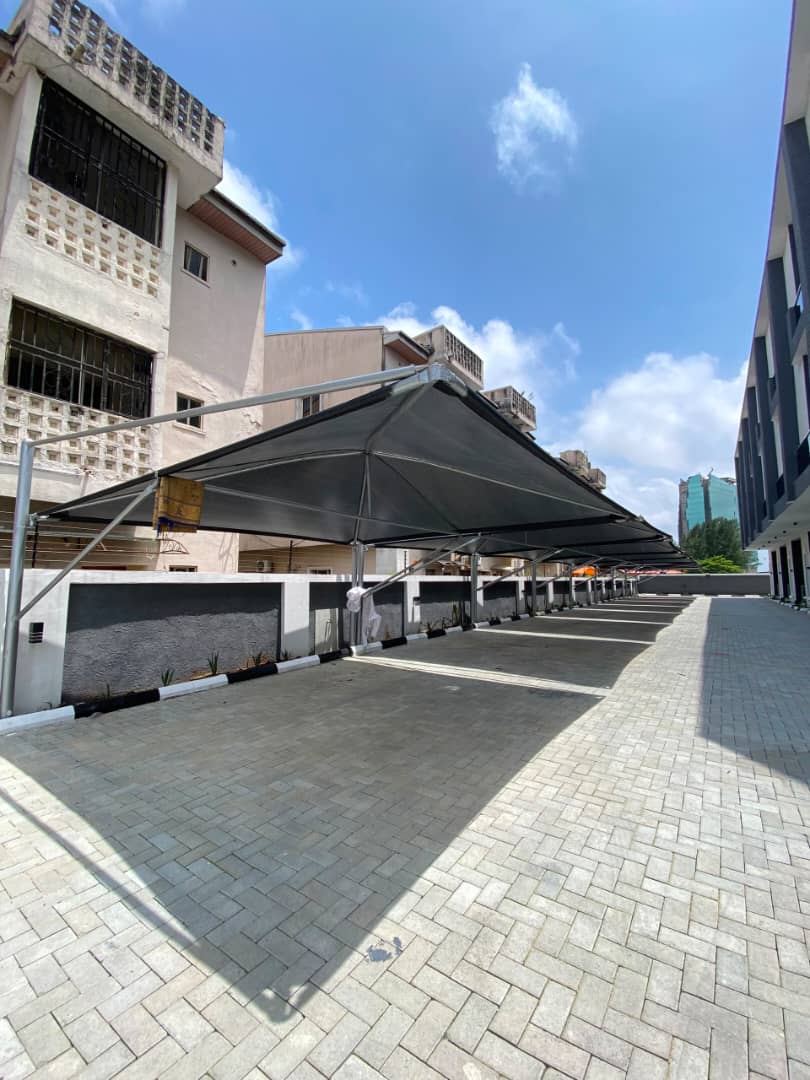 4 BEDROOM TERRACED DUPLEX WITH BQ AND POOL