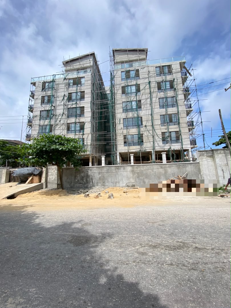 2 BEDROOM APARTMENT DUPLEX WITH ELEVATOR AND POOL