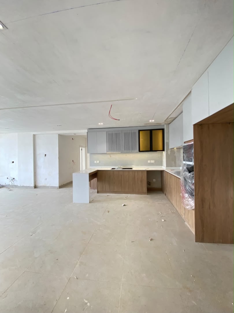 2 BEDROOM APARTMENT DUPLEX WITH ELEVATOR AND POOL