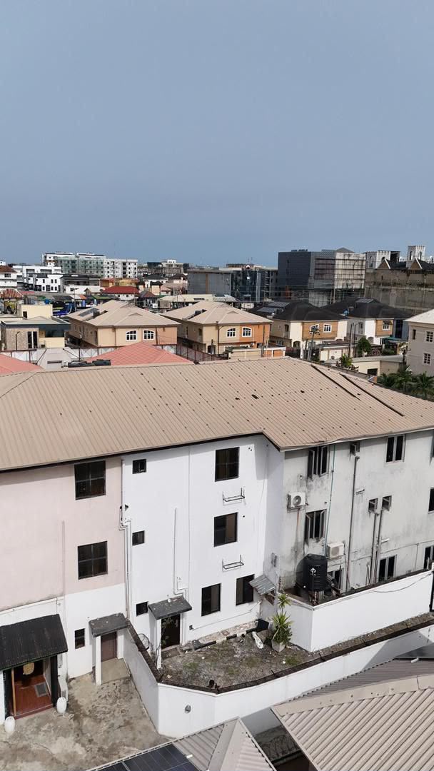 4 BEDROOM PRIVATE TERRACE DUPLEX AND BQ