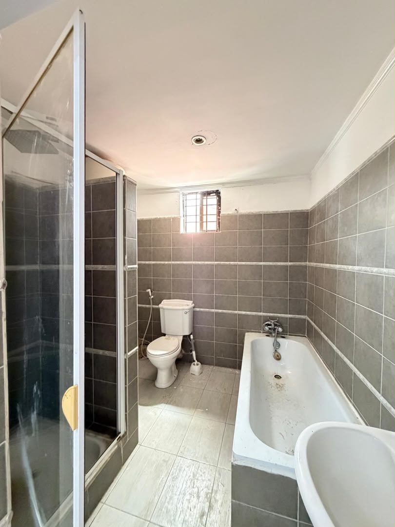 4 BEDROOM PRIVATE TERRACE DUPLEX AND BQ