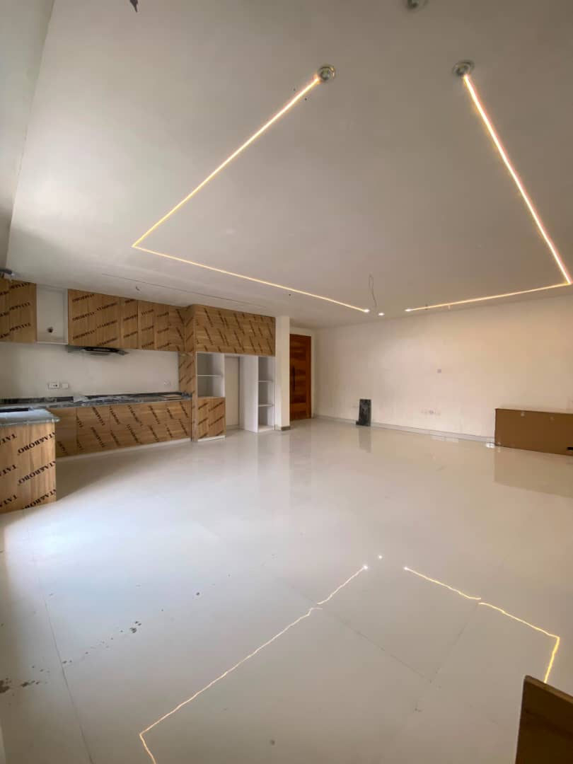 2 BEDROOM APARTMENT WITH ELEVATOR AND GYM