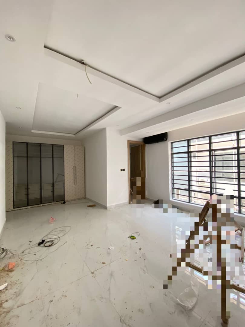 4 BEDROOM TERRACED DUPLEX WITH BQ, POOL AND GYM