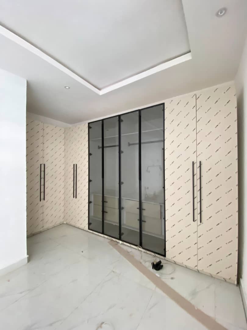 4 BEDROOM TERRACED DUPLEX WITH BQ, POOL AND GYM