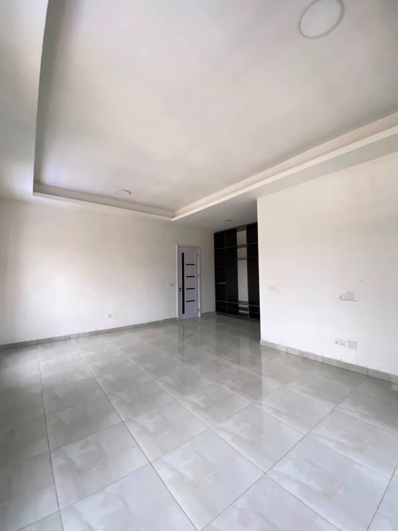 4 BEDROOM TERRACED DUPLEX WITH BQ, POOL AND GYM
